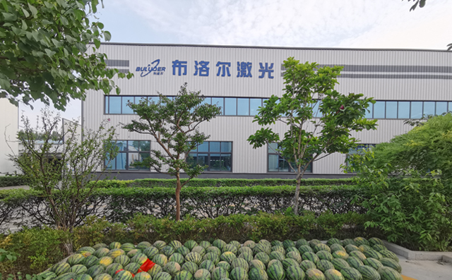 萬斤西瓜齊登場，清涼一夏真是爽！